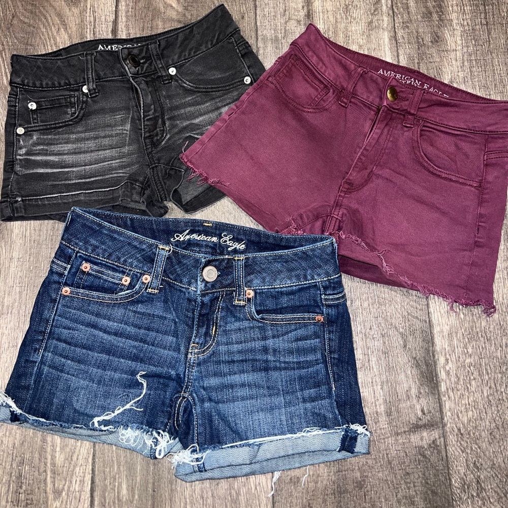 American Eagle Outfitters Women's Shorts - Black, burgundy , Blue